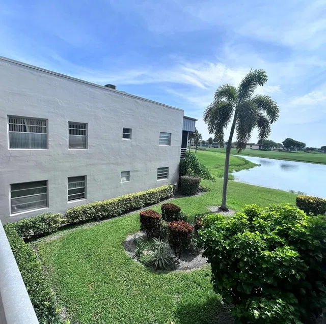 Residence photo 28