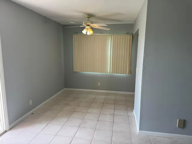  Residence photo 8