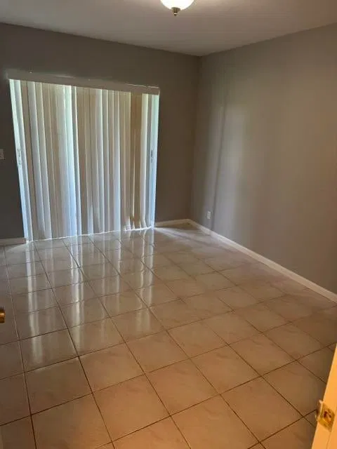  Residence photo 15
