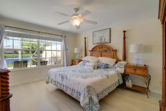 Residence photo 11