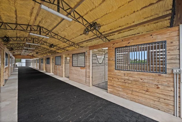 Residence photo 10