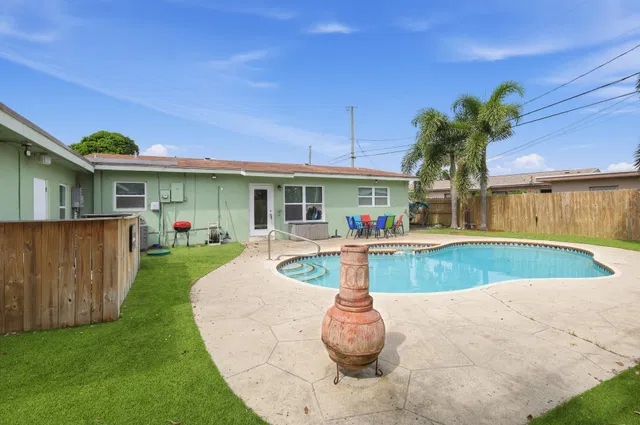 Residence photo 4
