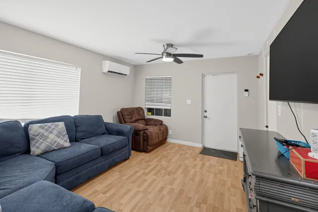 Residence photo 7
