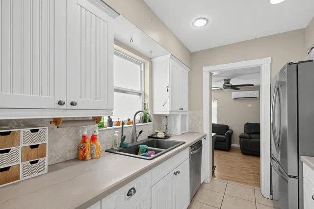 Residence photo 11
