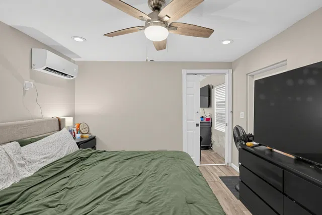 Residence photo 16