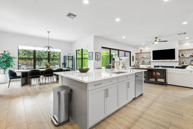 Boca Bridges Residence photo 11