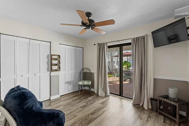 Residence photo 19