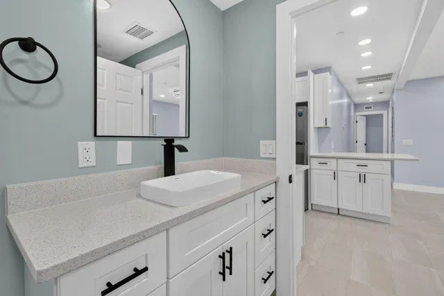 West Palm Beach Residence photo 8