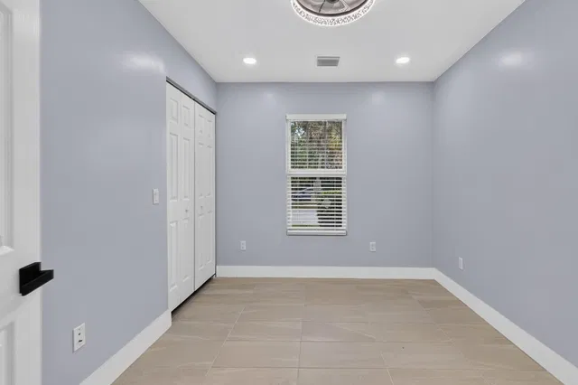 West Palm Beach Residence photo 14