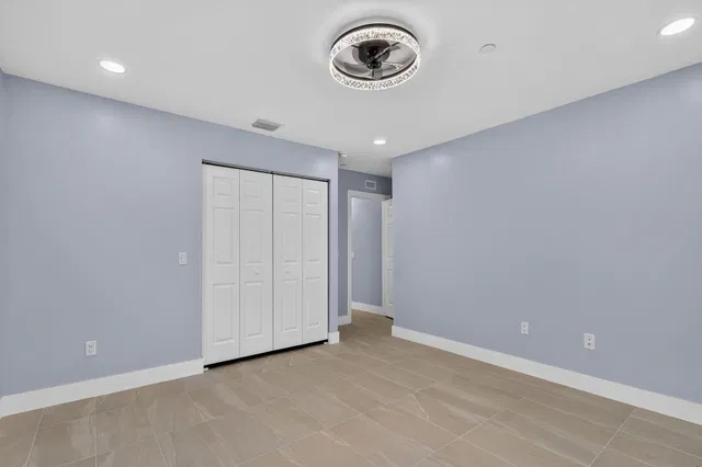 West Palm Beach Residence photo 34