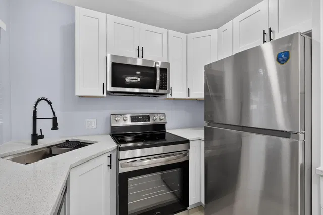 West Palm Beach Residence photo 36