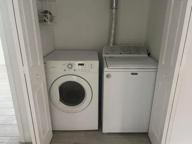  Unit F photo 12