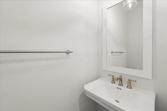  Residence photo 9