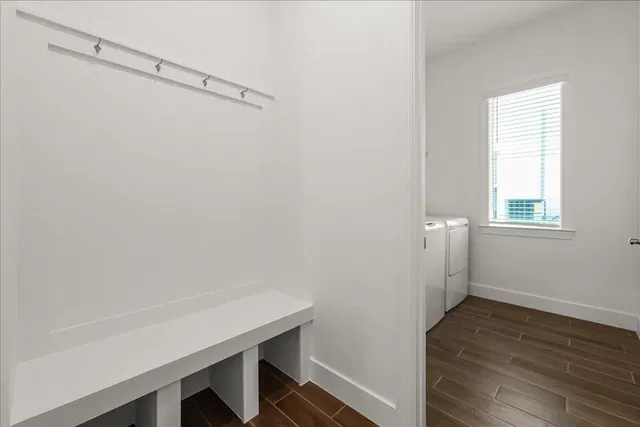  Residence photo 11