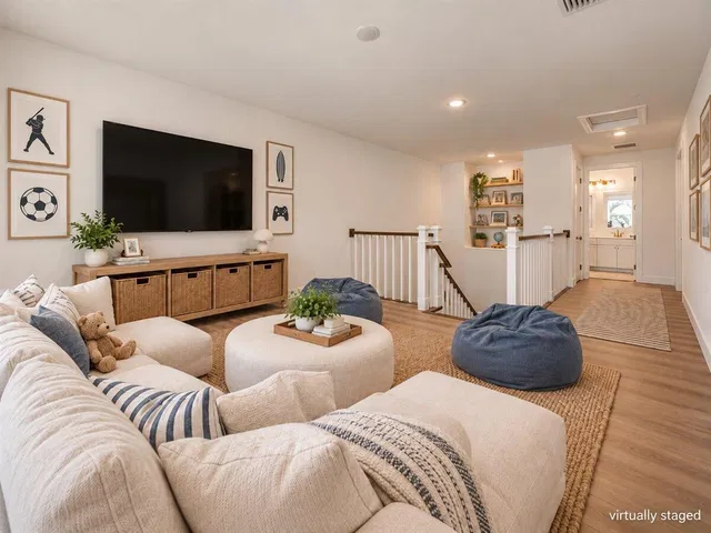  Residence photo 29