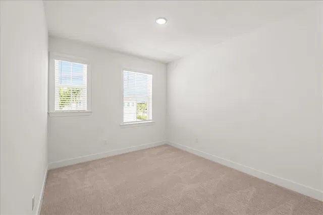  Residence photo 31