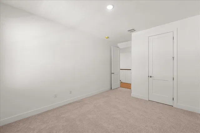  Residence photo 42