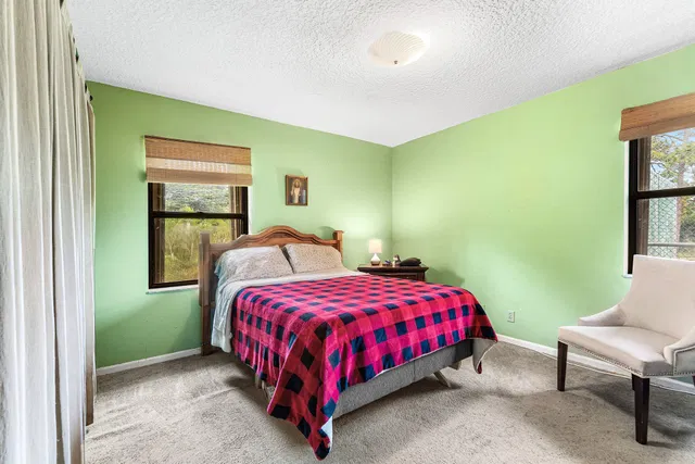 Residence photo 15
