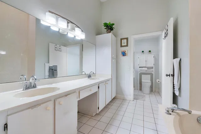  Residence photo 26