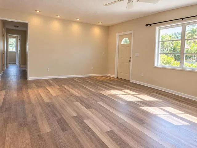 Residence photo 9