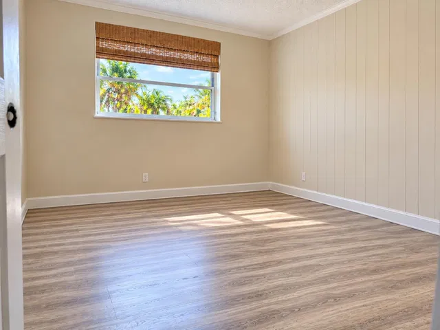 Residence photo 11
