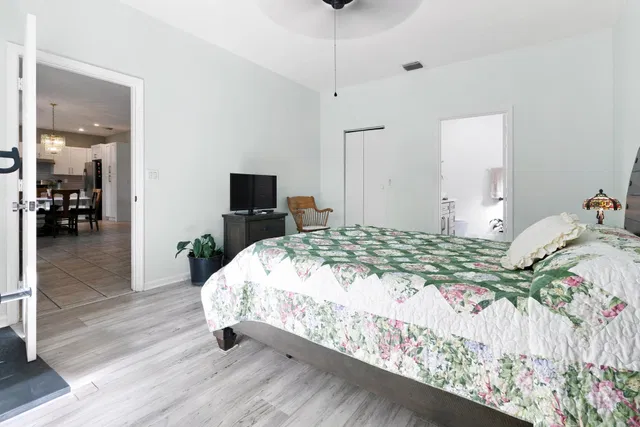 Residence photo 14