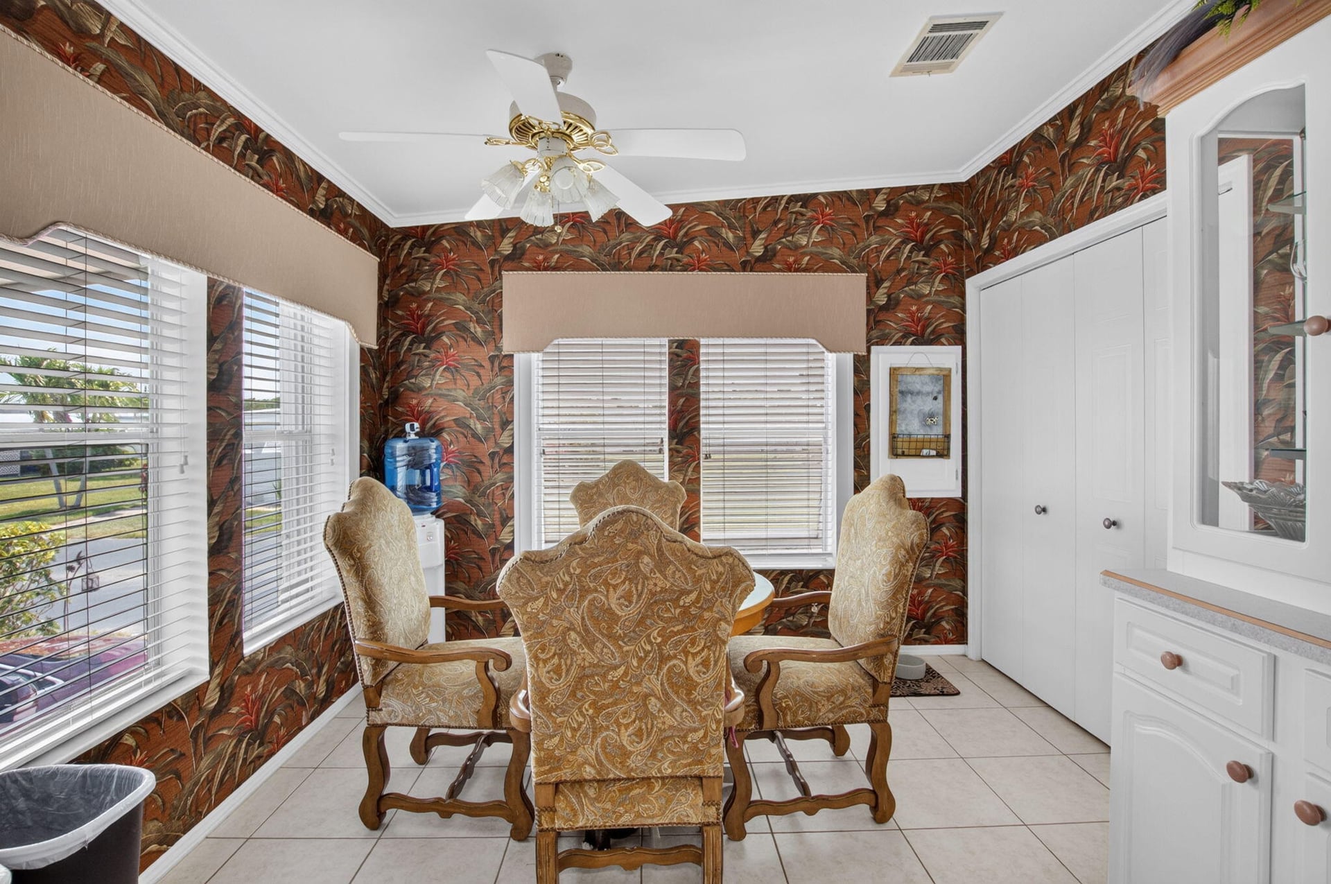 Residence photo 5
