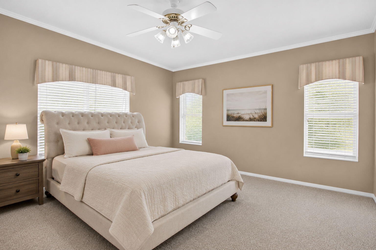 Residence photo 12