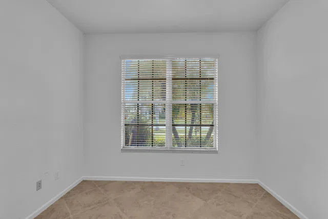  Residence photo 21