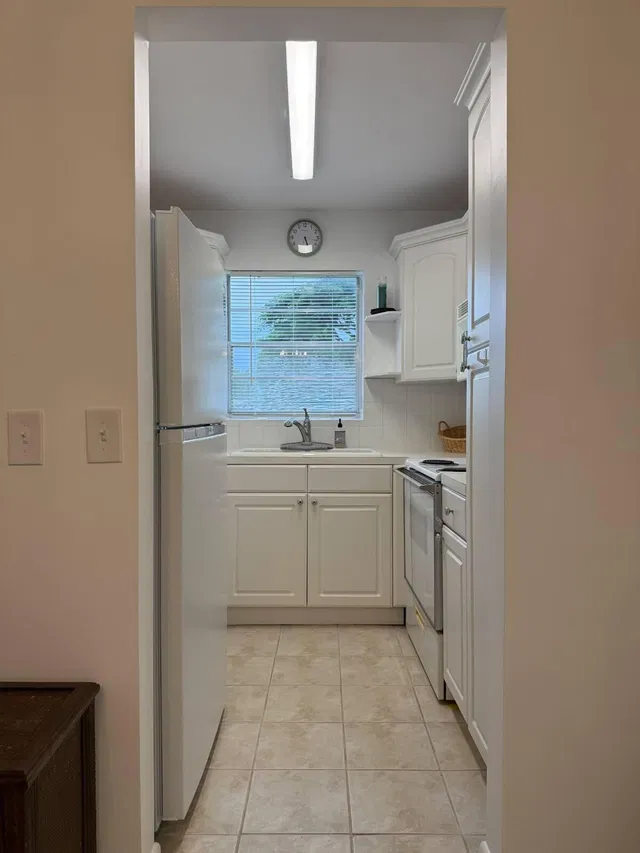 Residence photo 9