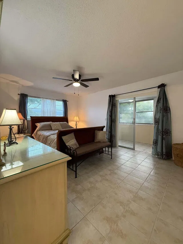 Residence photo 15