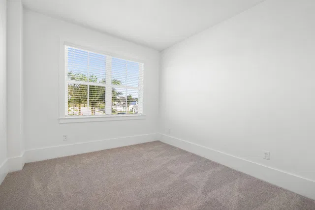 Residence photo 27