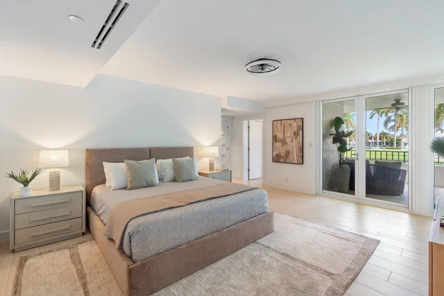 Unit 219 photo 11