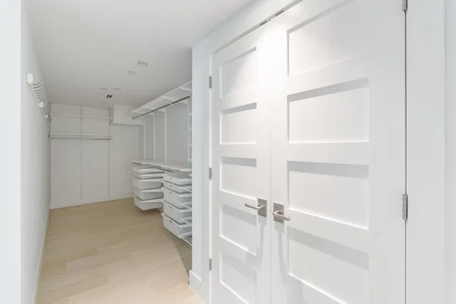 Unit 219 photo 14
