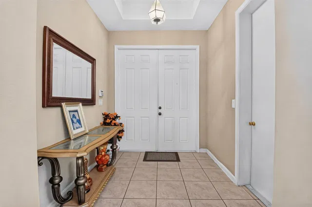Residence photo 4