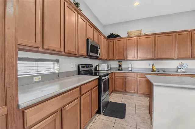 Residence photo 17