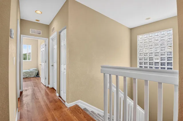 Residence photo 22