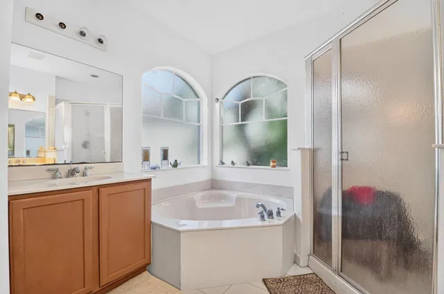 Residence photo 34