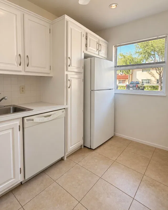 Residence photo 6