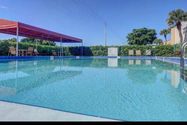 Residence photo 15