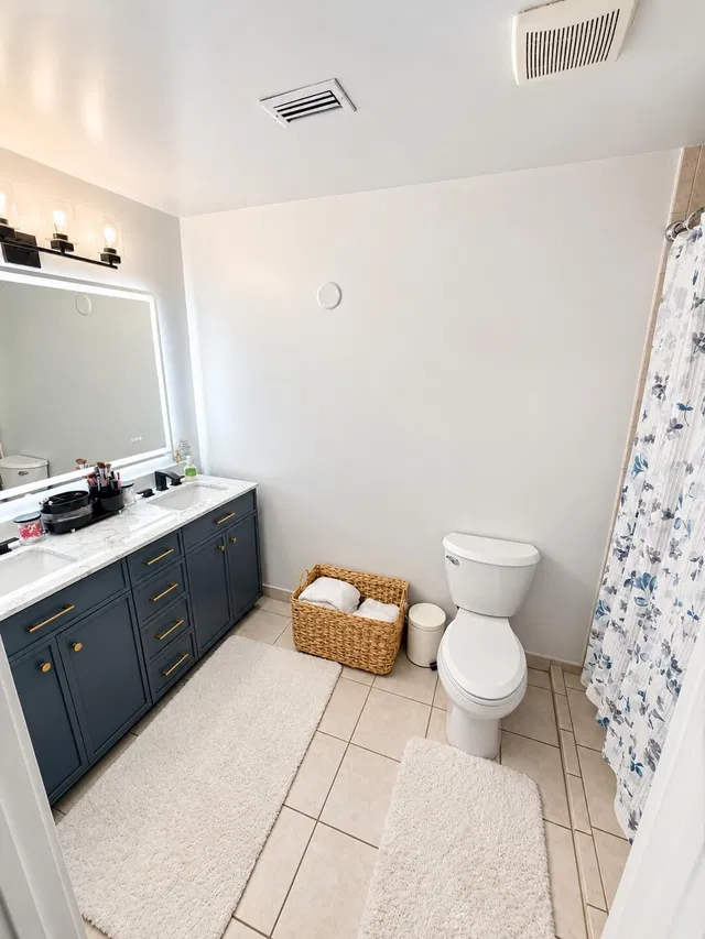 Unit C photo 11