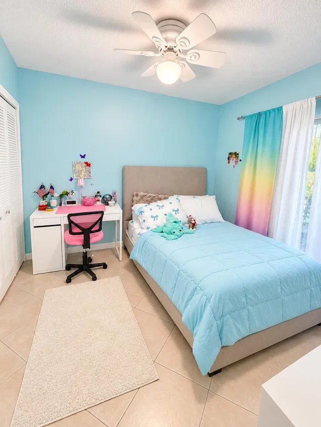 Unit C photo 14