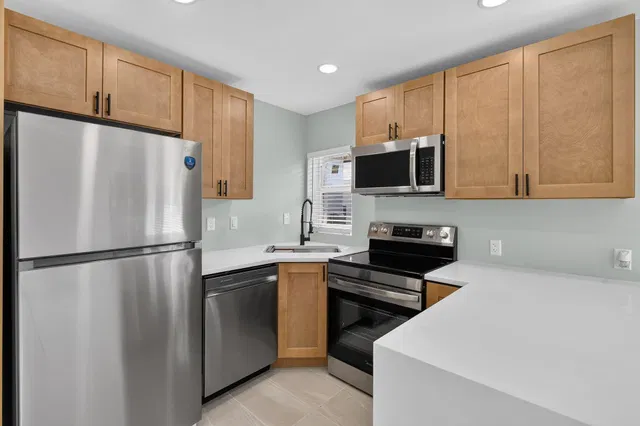  Residence photo 8