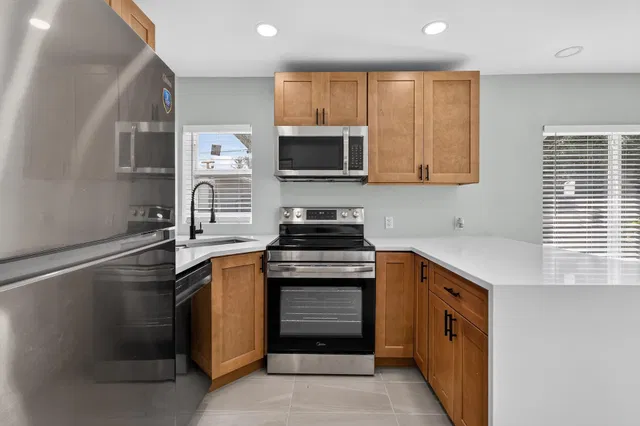  Residence photo 11