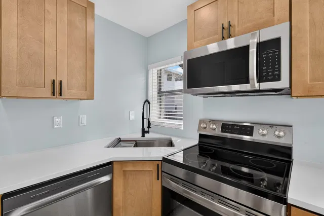  Residence photo 12