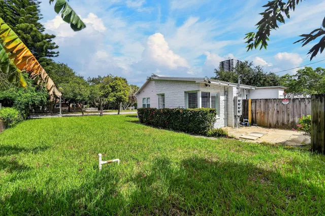 Residence photo 24
