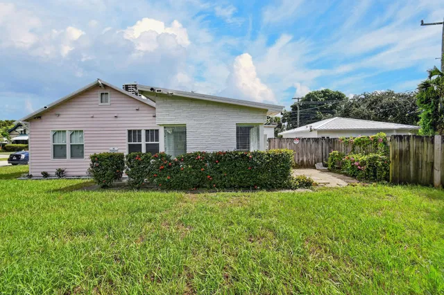  Residence photo 26