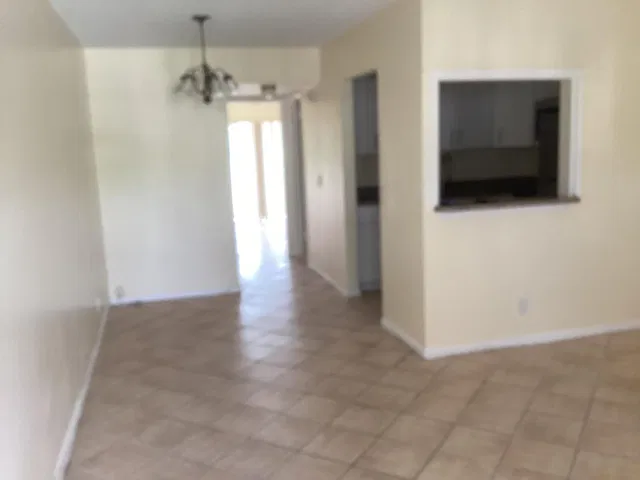  Residence photo 4