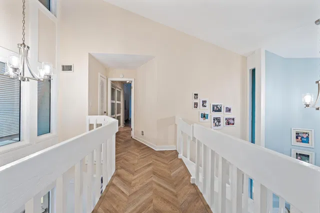 Residence photo 26