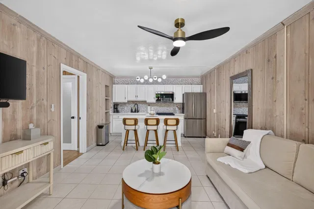 South Palm Beach Unit 203 photo 11
